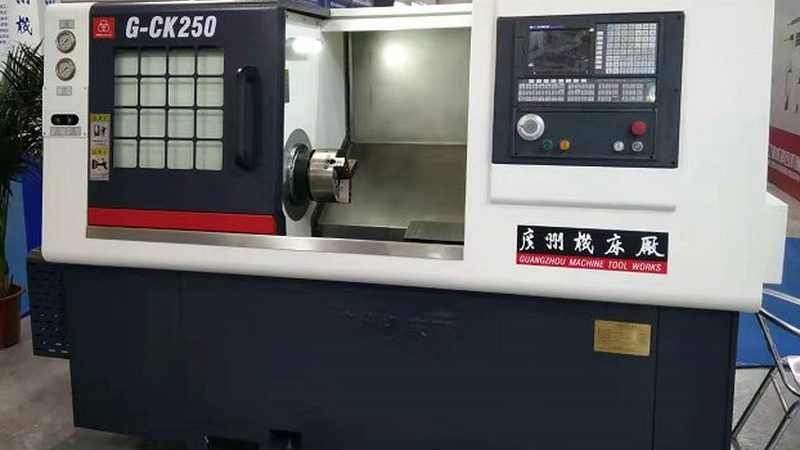 高速数控铣床加工中心：揭秘其区别与优势