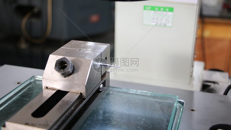 数控系统伺服电机：核心部件解析与选型要点